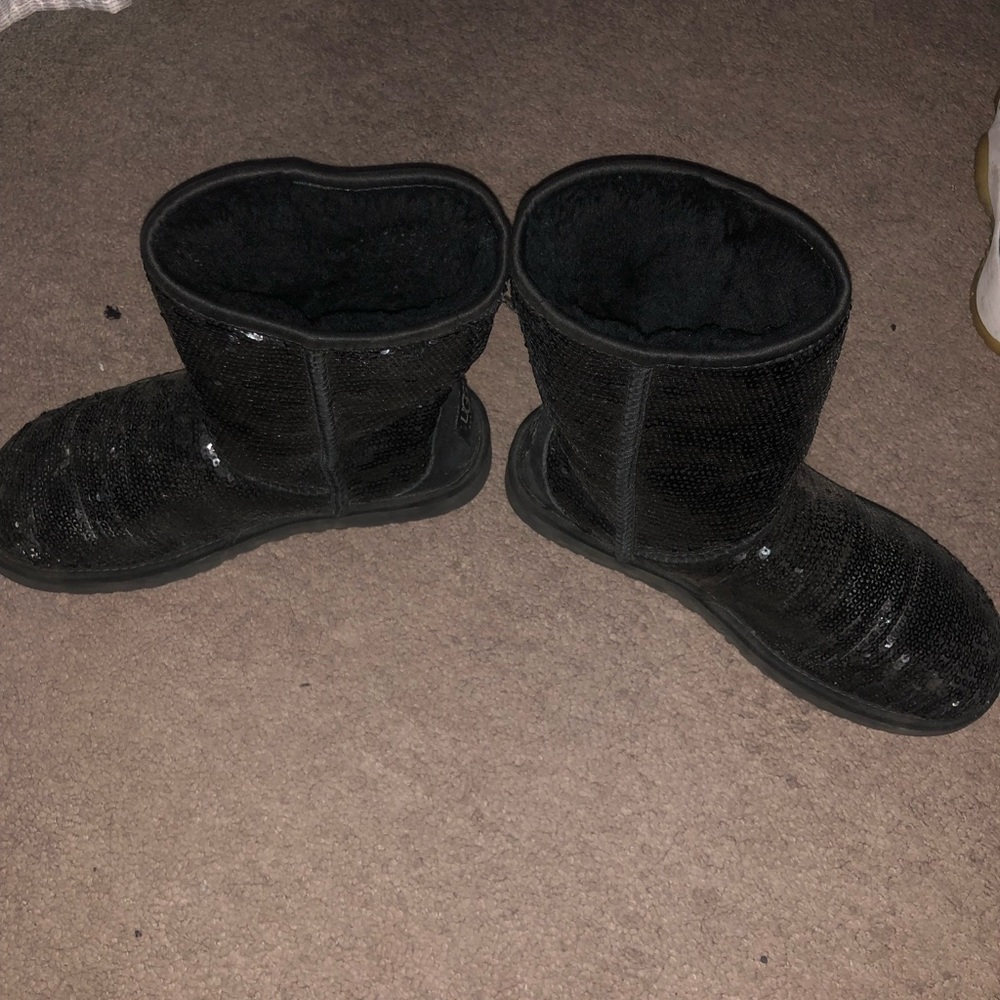 Ugg boots - Picture 2 of 3